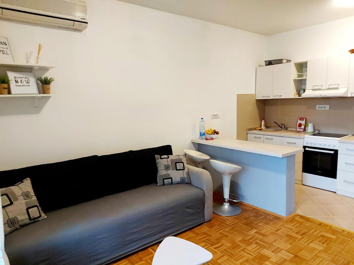 Red Brick Apartman Belgrád Kültér fotó